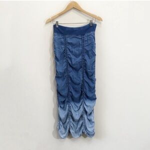 Jaase Chambray Ombré Denim Tiered Midi Skirt Size Medium Elasticized Waist